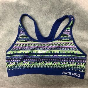 PATTERNED SPORTS BRA